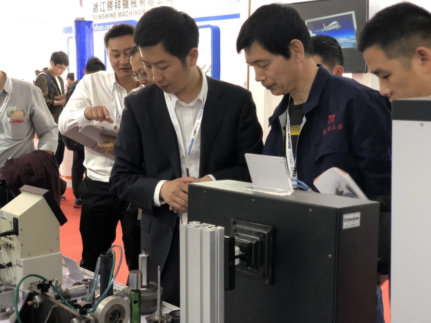 1555992280208965.jpg 1555992280208965.jpg